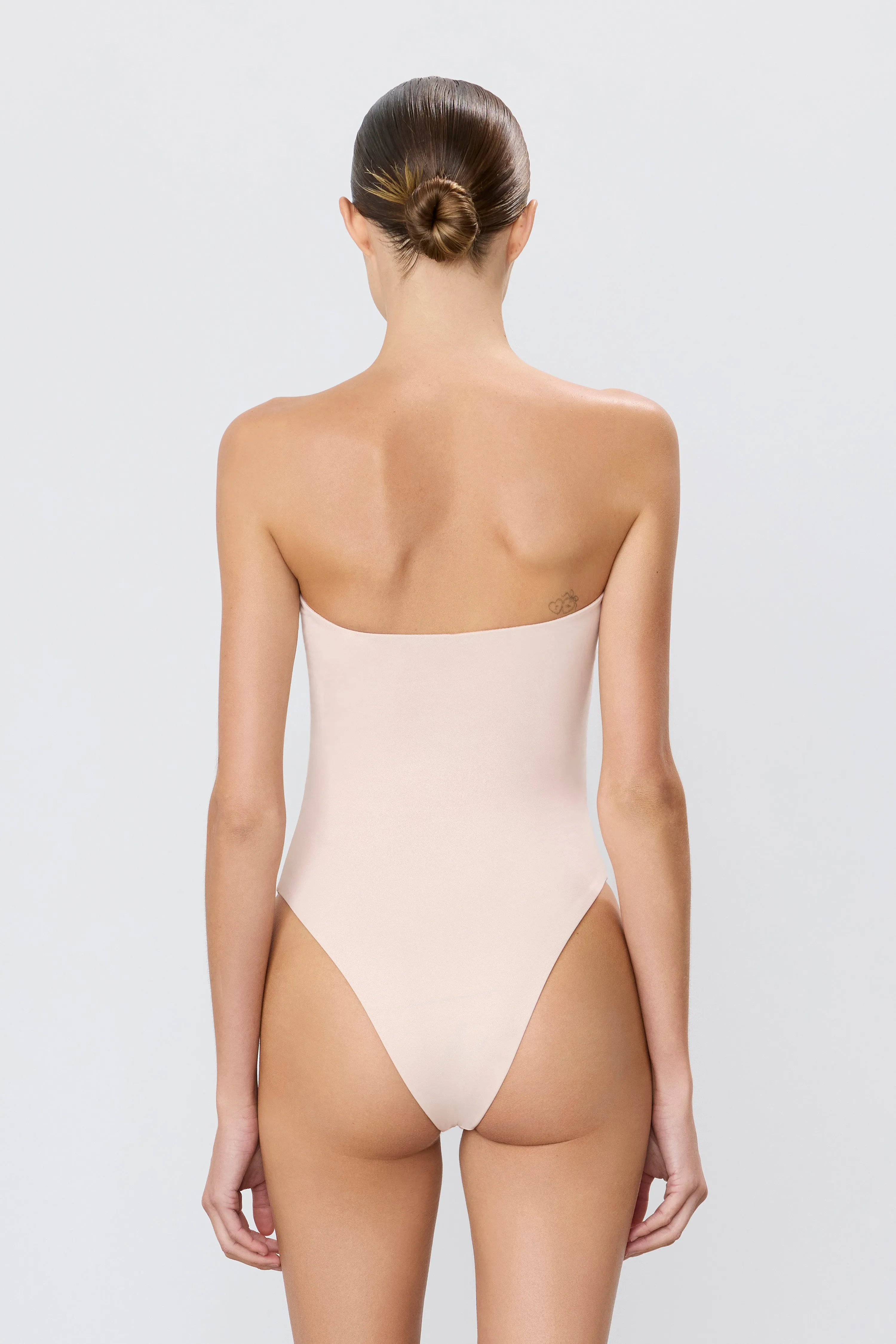 KAIA ONE PIECE sold by Eterne product image thumbnail 4