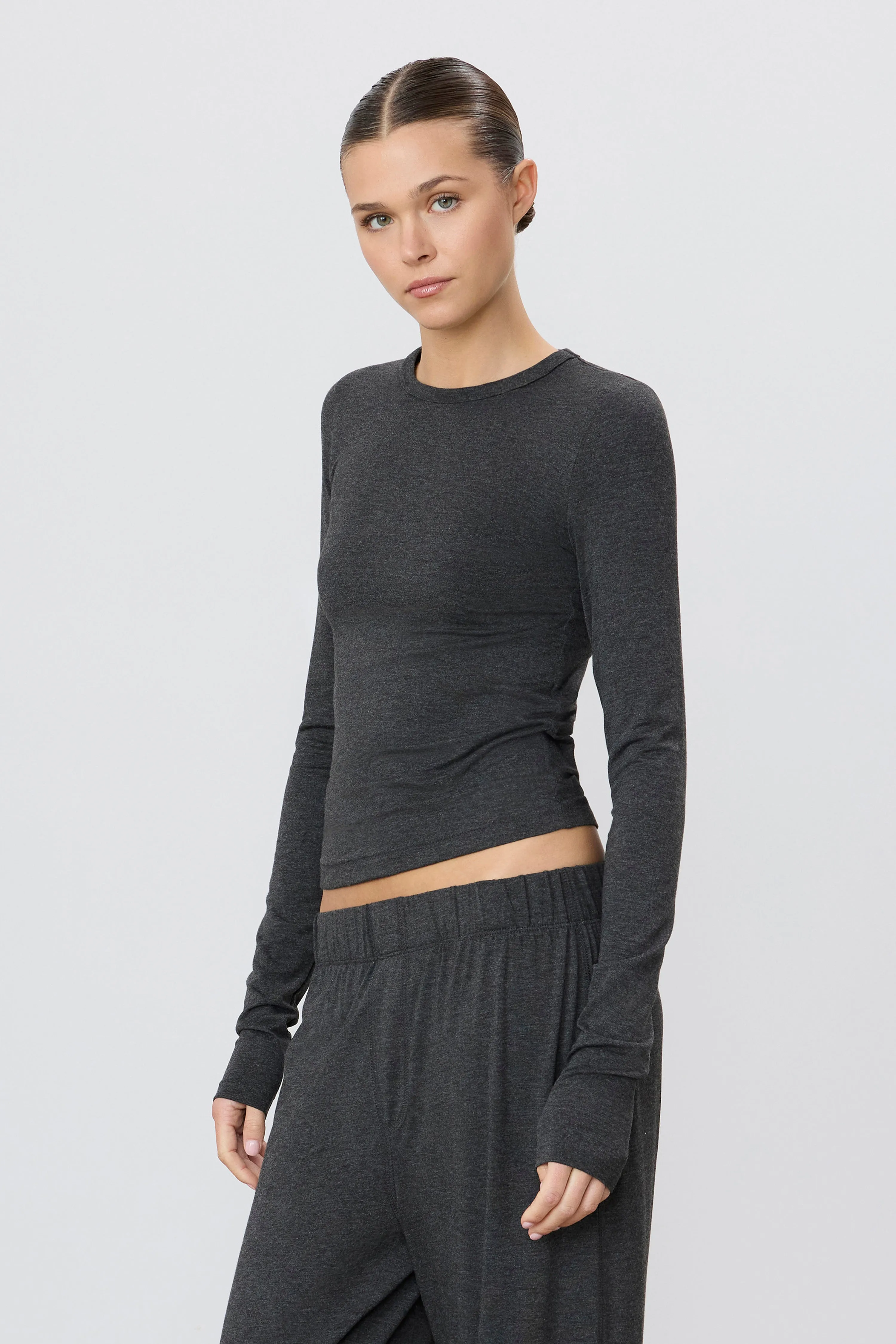 FITTED CREWNECK LONG SLEEVE T-SHIRT sold by Eterne product image thumbnail 3