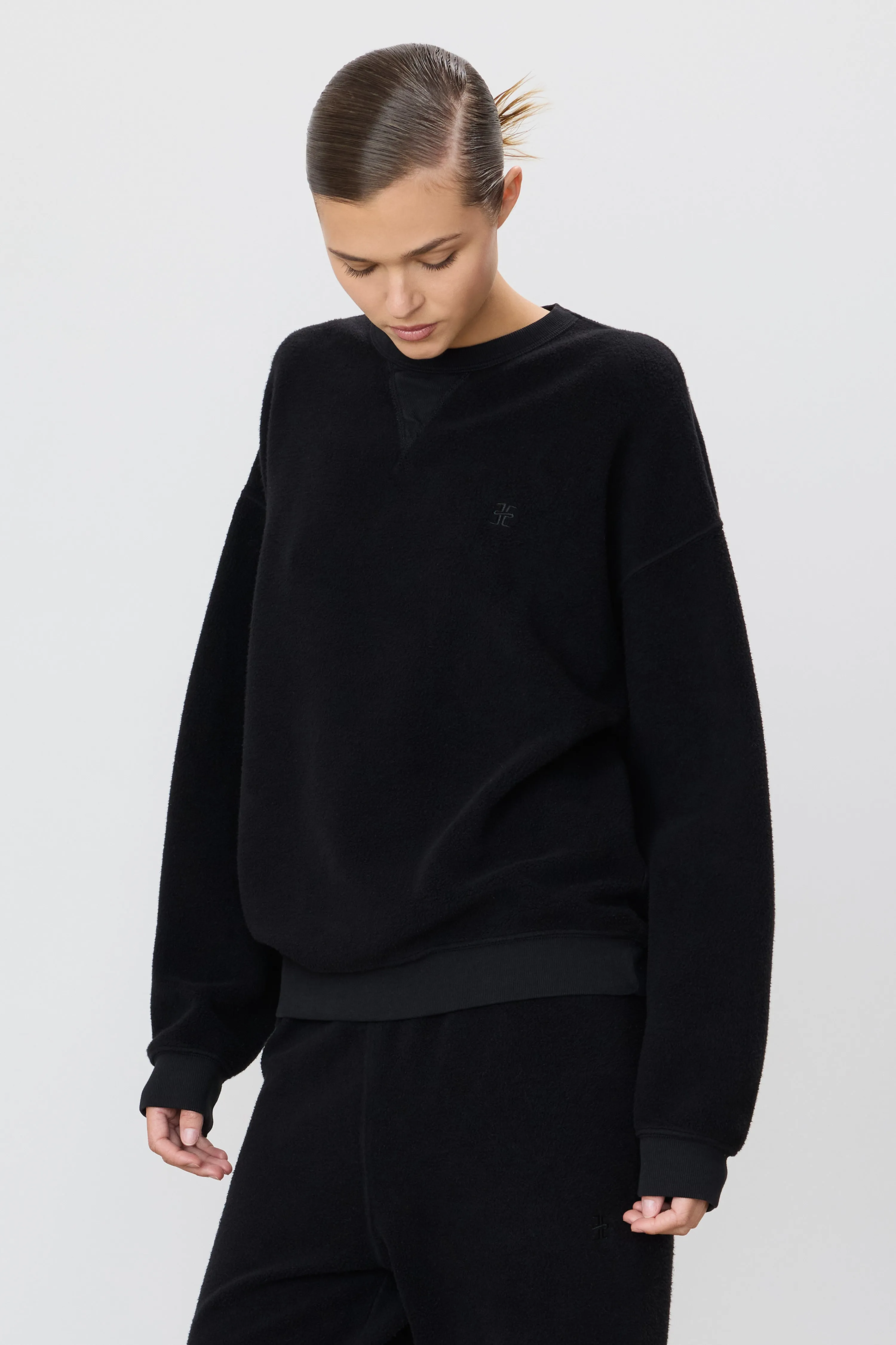 CLASSIC CREW SWEATSHIRT sold by Eterne product image thumbnail 3