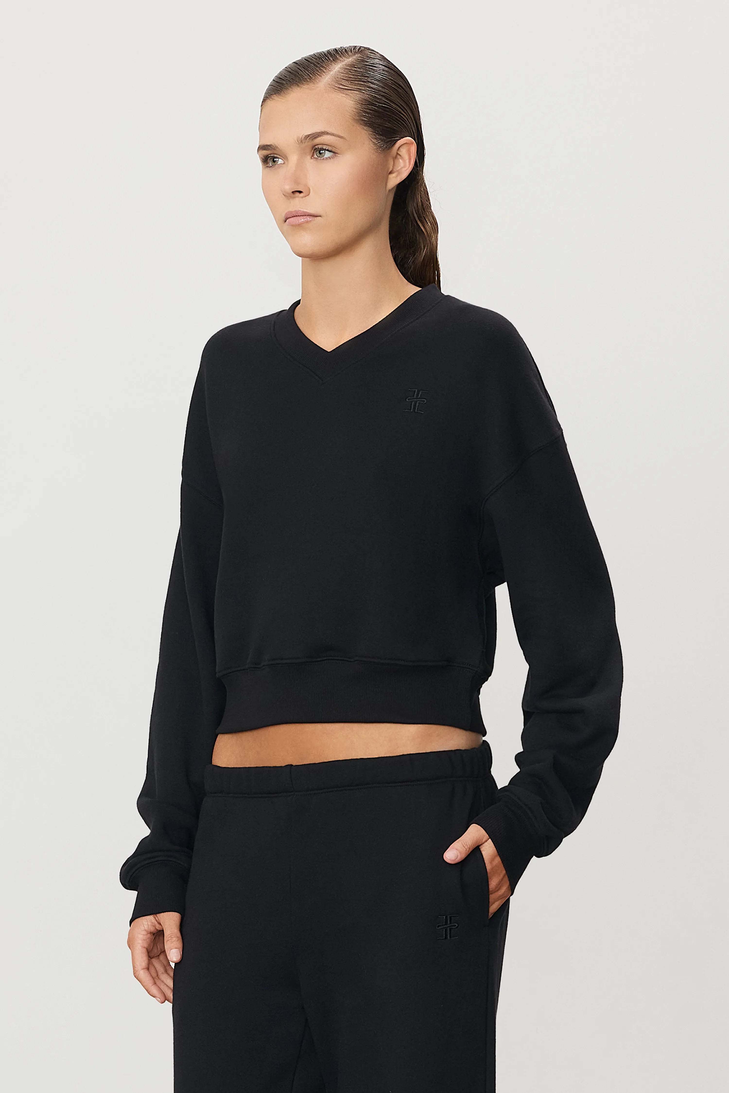 CROPPED V-NECK SWEATSHIRT sold by Eterne product image thumbnail 3