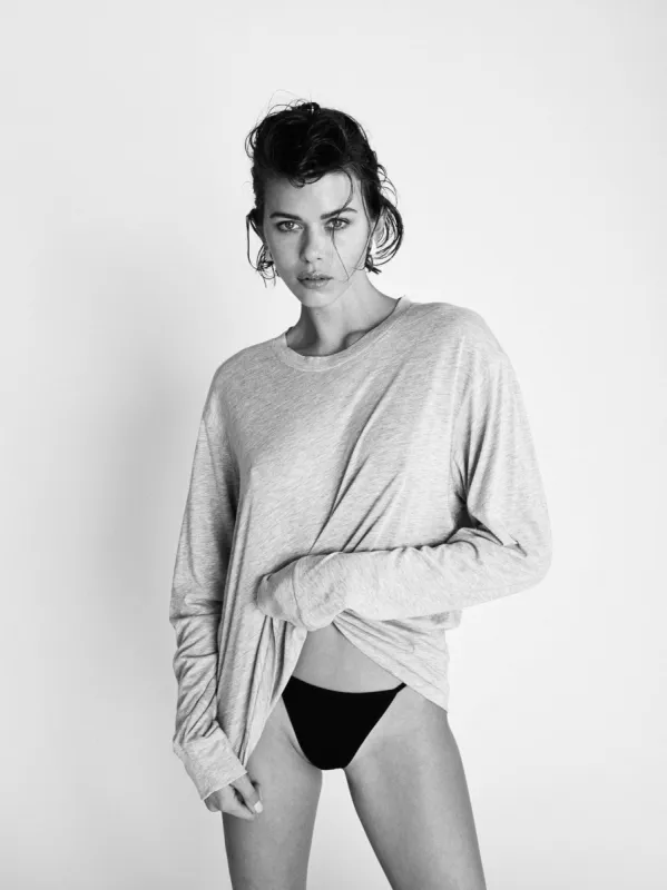 LONG SLEEVE BOYFRIEND T-SHIRT sold by Eterne