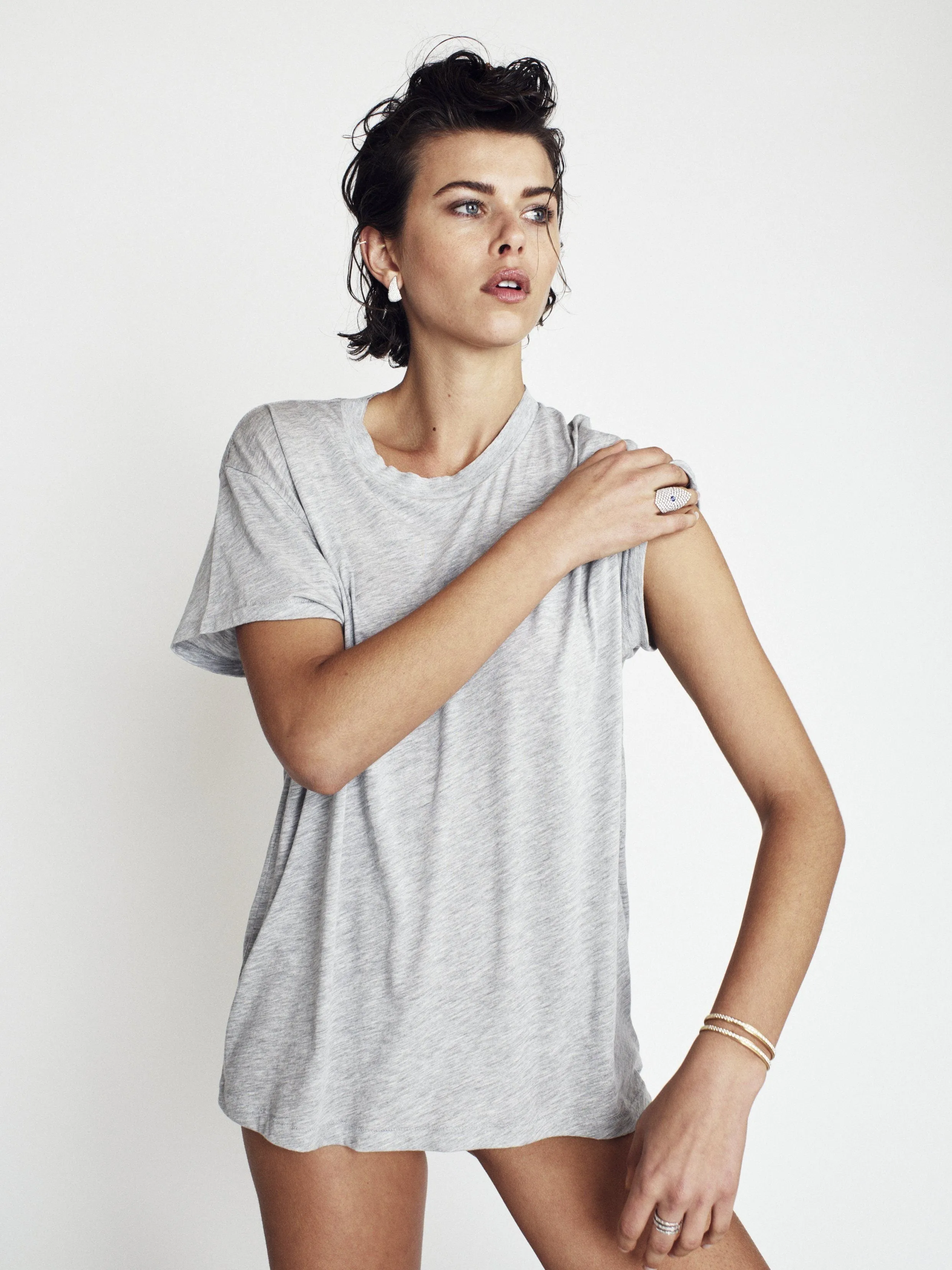 SHORT SLEEVE BOYFRIEND T-SHIRT sold by Eterne