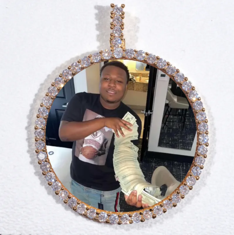 LARGE 3D CIRCLE CUSTOM PICTURE PENDANT sold by The GUU Shop