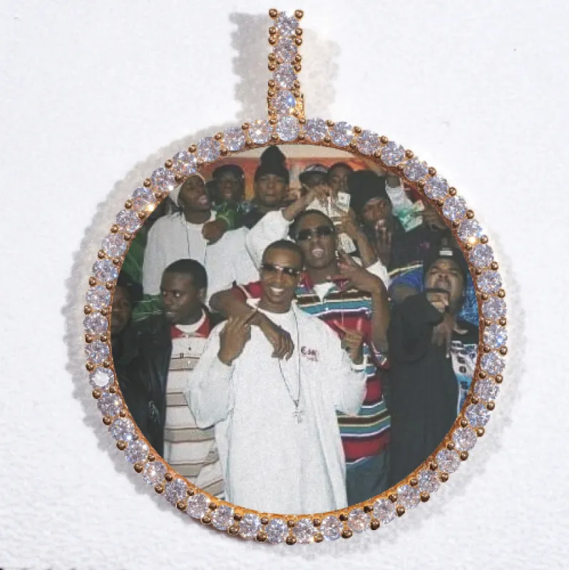 LARGE 3D CIRCLE CUSTOM PICTURE PENDANT made by The GUU Shop