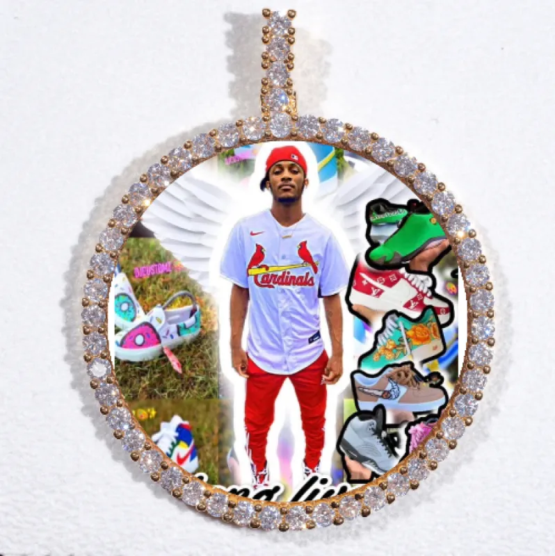 LARGE 3D CIRCLE CUSTOM PICTURE PENDANT made by The GUU Shop