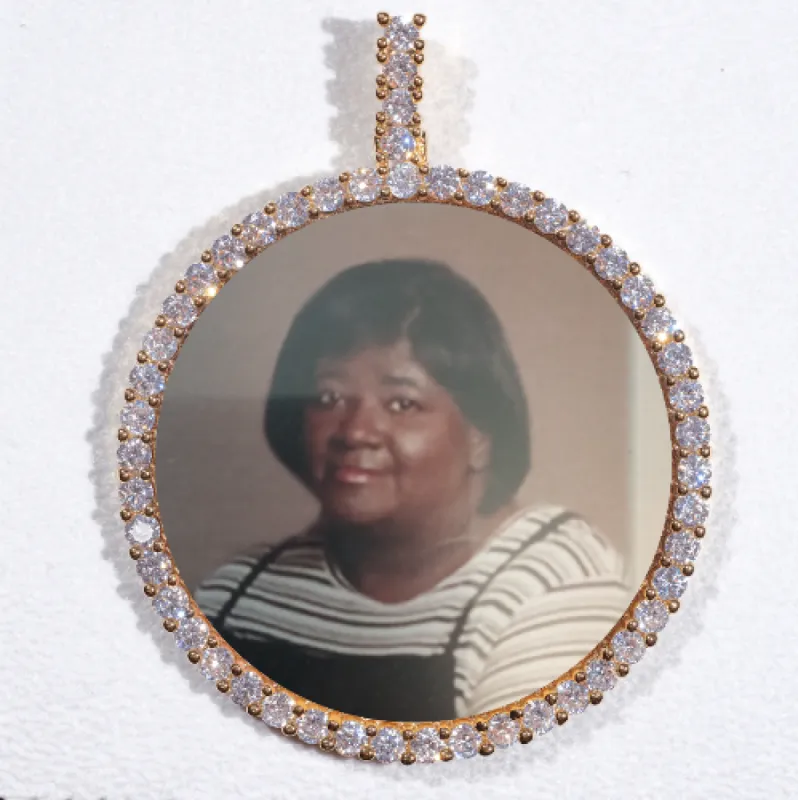 LARGE 3D CIRCLE CUSTOM PICTURE PENDANT sold by The GUU Shop