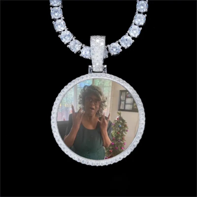 925S & VVS Moissanite 3D Circle Custom Picture Pendant sold by The GUU Shop
