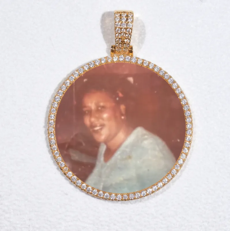 MEDIUM 3D CIRCLE CUSTOM PICTURE PENDANT sold by The GUU Shop