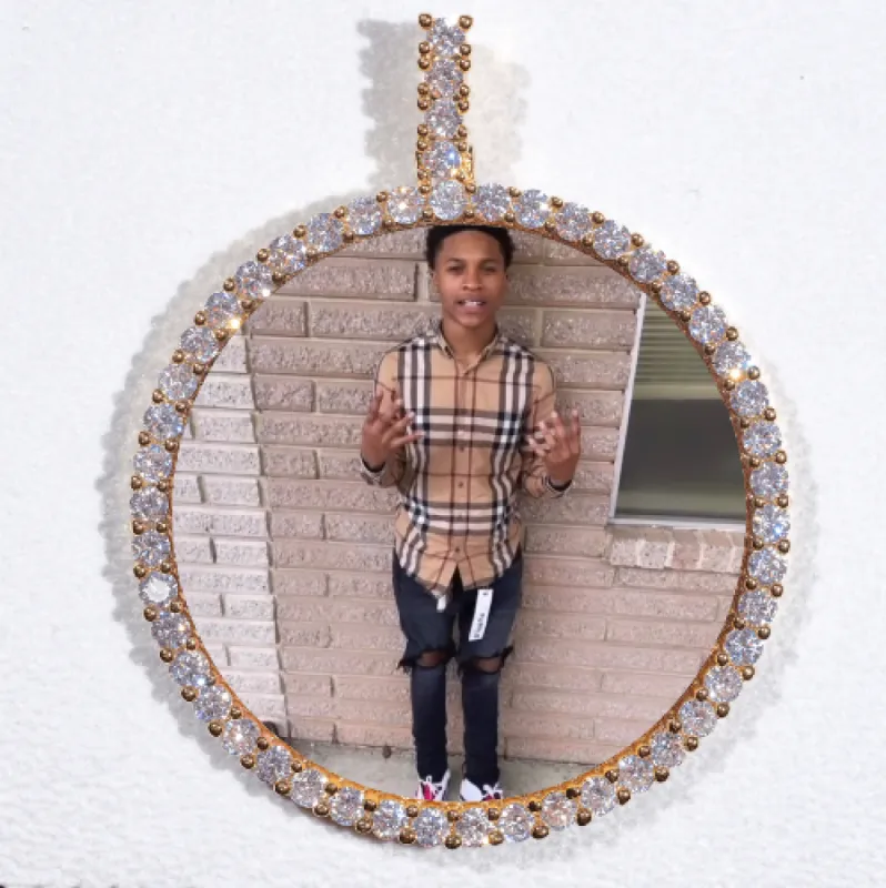 LARGE 3D CIRCLE CUSTOM PICTURE PENDANT made by The GUU Shop