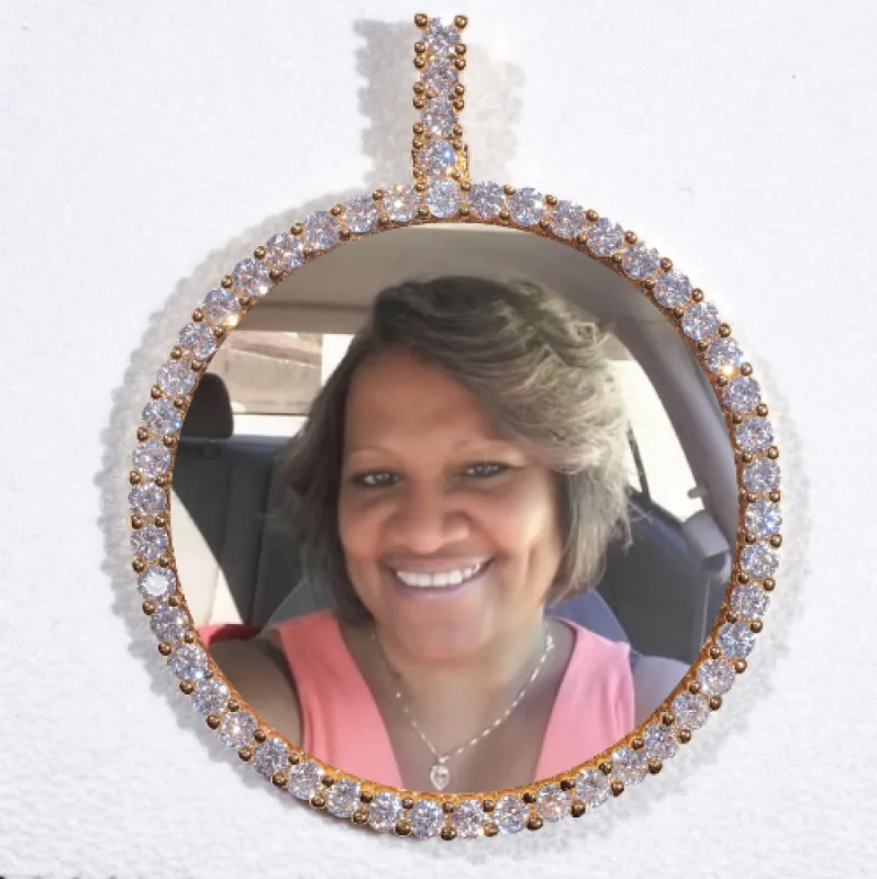 LARGE 3D CIRCLE CUSTOM PICTURE PENDANT made by The GUU Shop