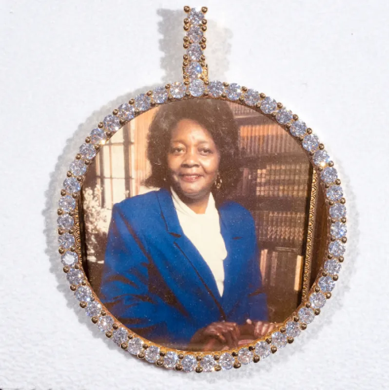 LARGE 3D CIRCLE CUSTOM PICTURE PENDANT sold by The GUU Shop