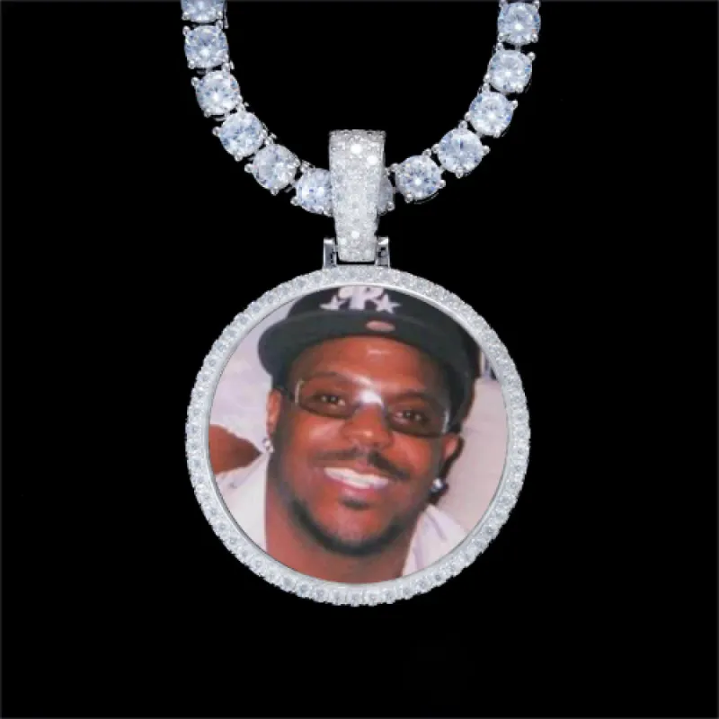 925S & VVS Moissanite 3D Circle Custom Picture Pendant sold by The GUU Shop
