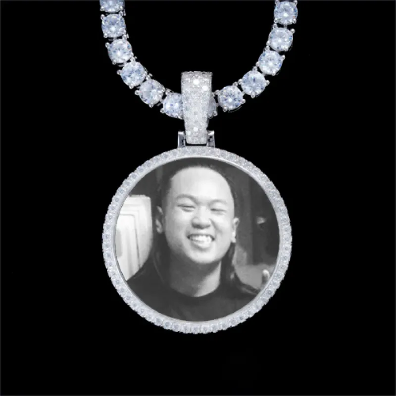 925S & VVS Moissanite 3D Circle Custom Picture Pendant made by The GUU Shop