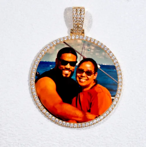 MEDIUM 3D CIRCLE CUSTOM PICTURE PENDANT sold by The GUU Shop