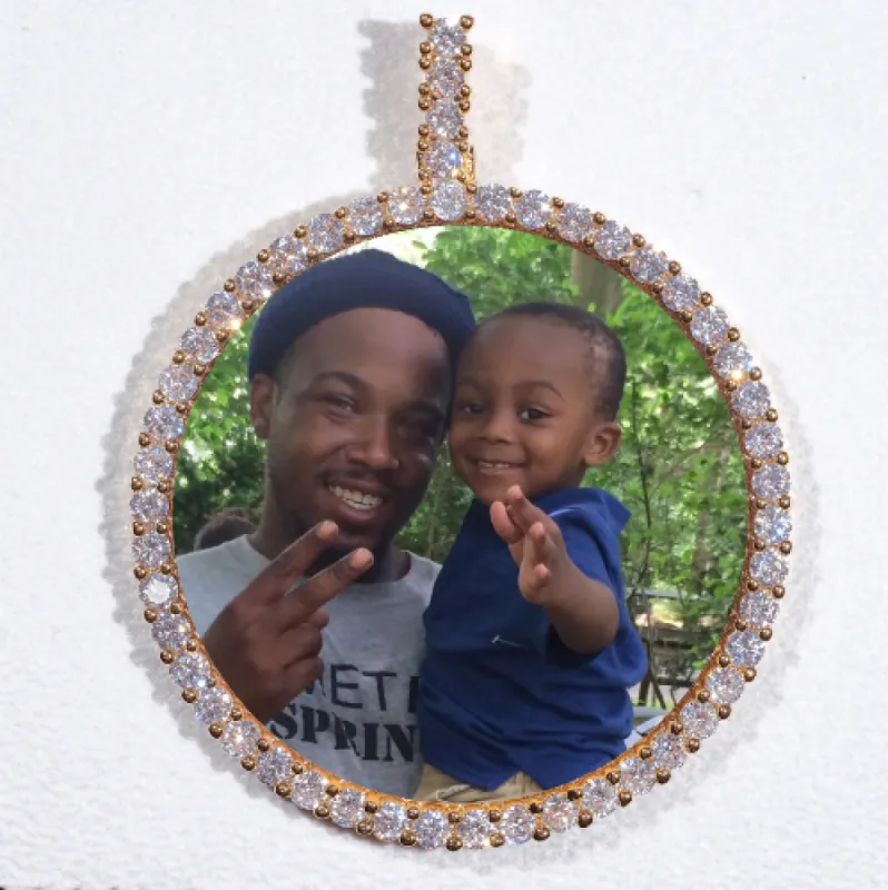 LARGE 3D CIRCLE CUSTOM PICTURE PENDANT made by The GUU Shop