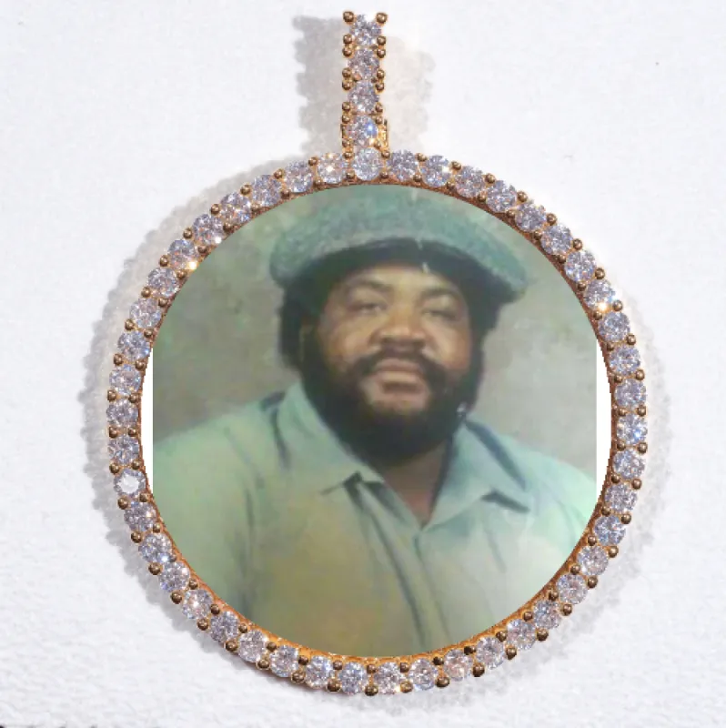 LARGE 3D CIRCLE CUSTOM PICTURE PENDANT made by The GUU Shop
