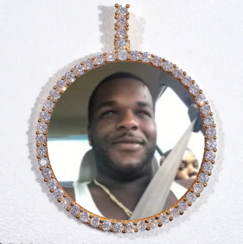 LARGE 3D CIRCLE CUSTOM PICTURE PENDANT made by The GUU Shop