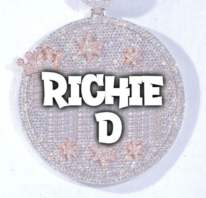 CUSTOM LETTER NECKLACE 3D BIG CROWN DISC made by The GUU Shop