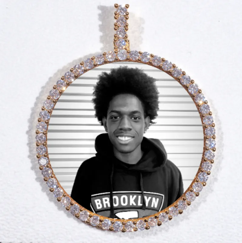 LARGE 3D CIRCLE CUSTOM PICTURE PENDANT made by The GUU Shop