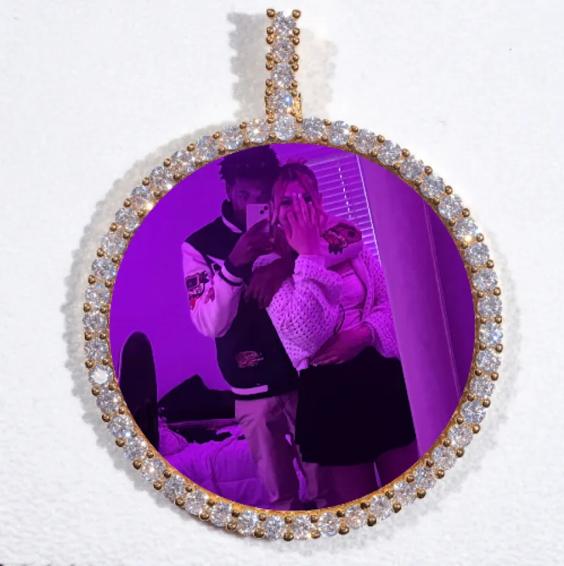 LARGE 3D CIRCLE CUSTOM PICTURE PENDANT made by The GUU Shop