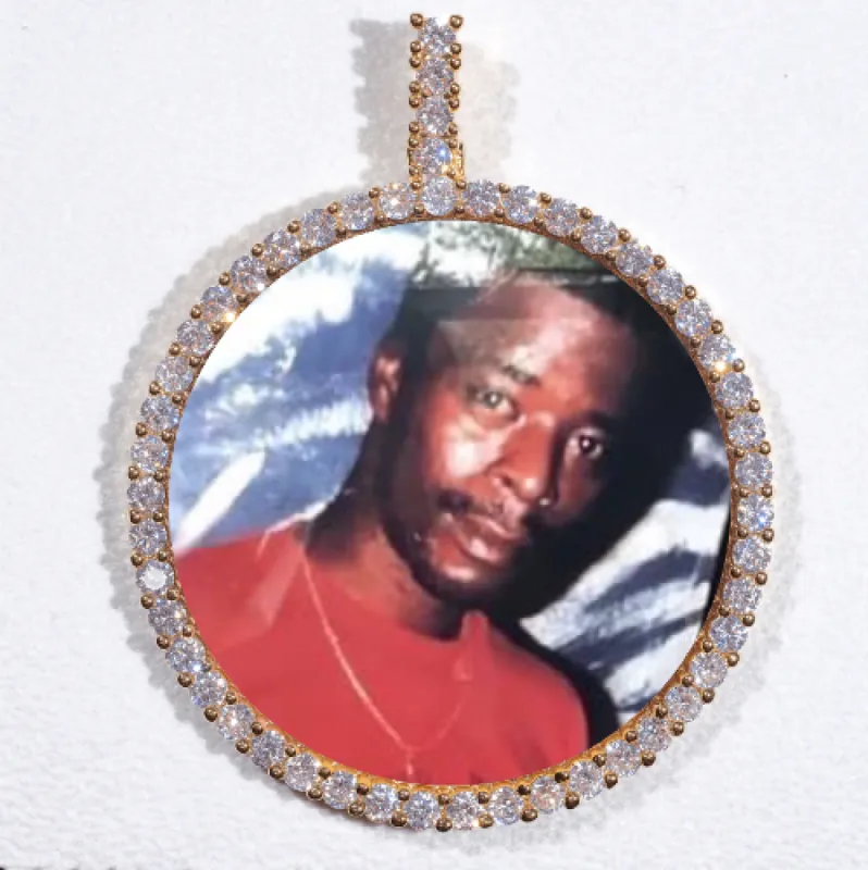 LARGE 3D CIRCLE CUSTOM PICTURE PENDANT made by The GUU Shop