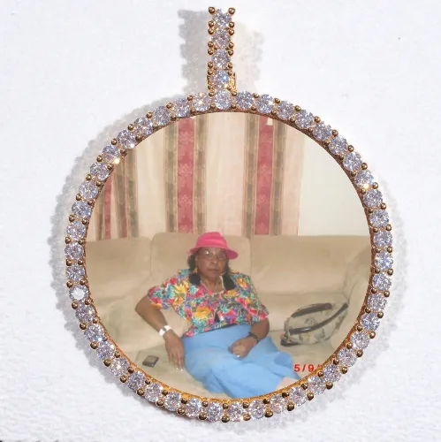 LARGE 3D CIRCLE CUSTOM PICTURE PENDANT sold by The GUU Shop