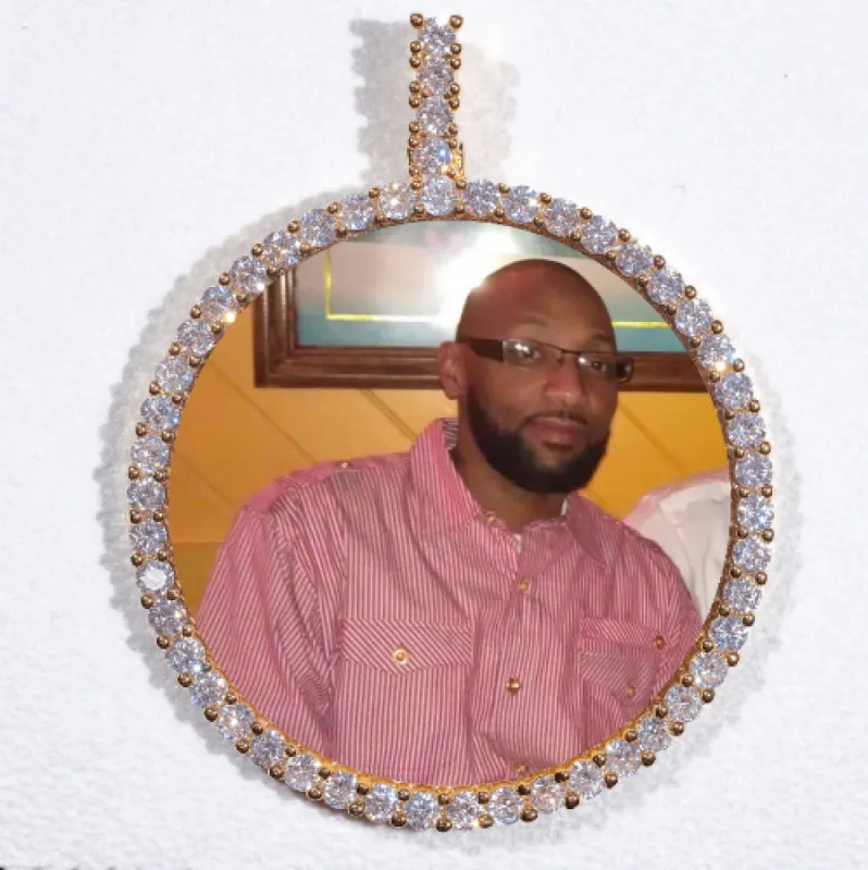 LARGE 3D CIRCLE CUSTOM PICTURE PENDANT made by The GUU Shop