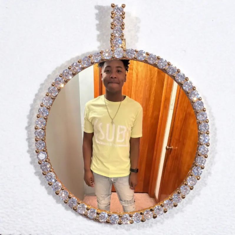 LARGE 3D CIRCLE CUSTOM PICTURE PENDANT made by The GUU Shop