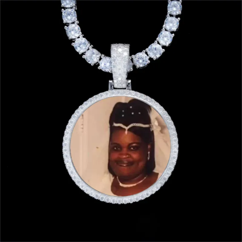 925S & VVS Moissanite 3D Circle Custom Picture Pendant sold by The GUU Shop