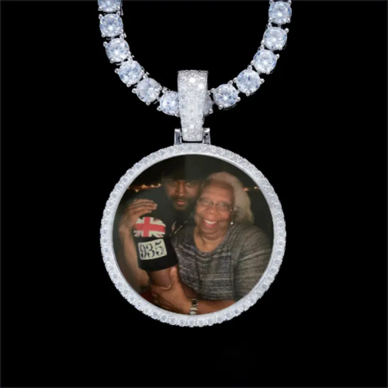 925S & VVS Moissanite 3D Circle Custom Picture Pendant sold by The GUU Shop
