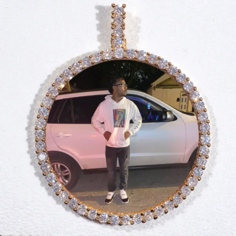 LARGE 3D CIRCLE CUSTOM PICTURE PENDANT made by The GUU Shop