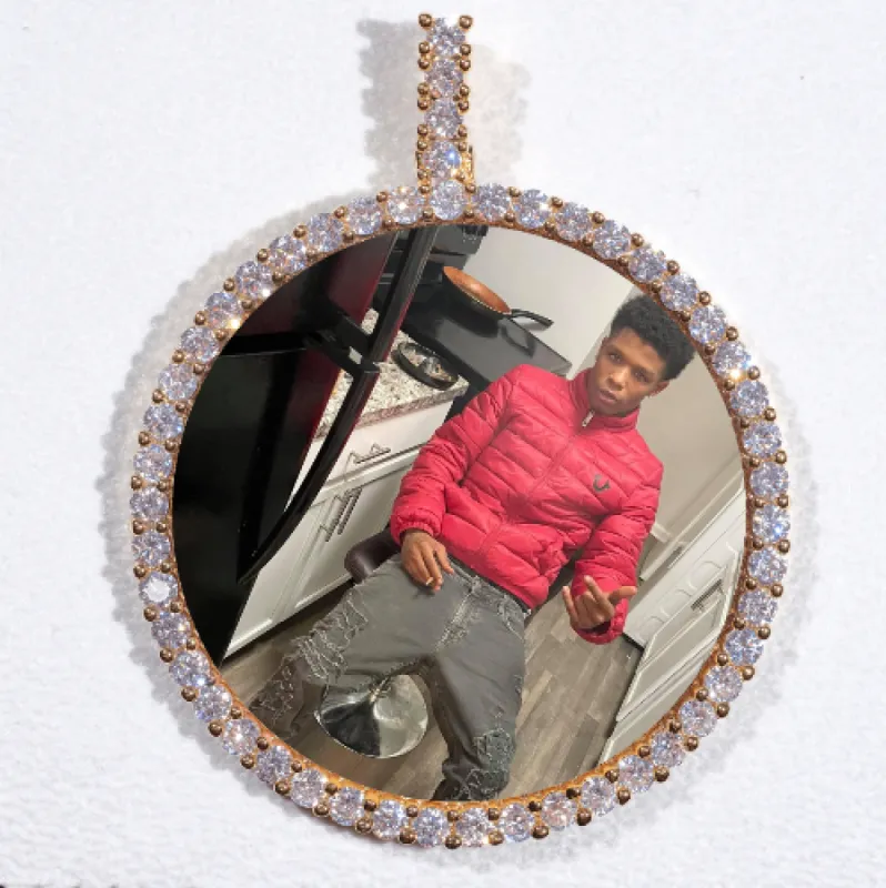 LARGE 3D CIRCLE CUSTOM PICTURE PENDANT made by The GUU Shop