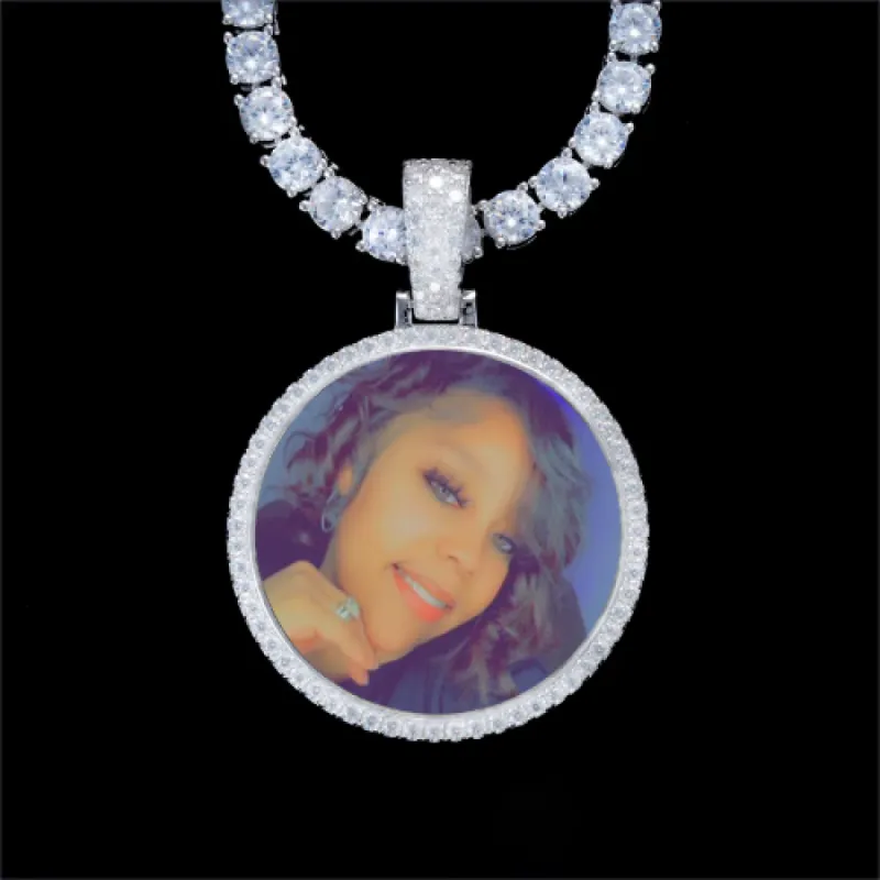 925S & VVS Moissanite 3D Circle Custom Picture Pendant made by The GUU Shop