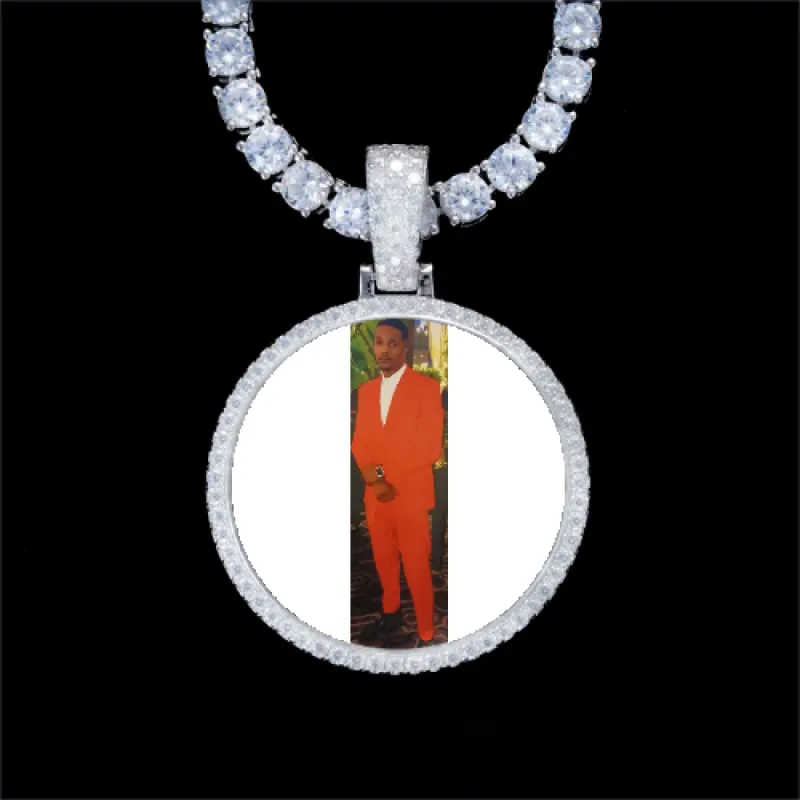 925S & VVS Moissanite 3D Circle Custom Picture Pendant made by The GUU Shop