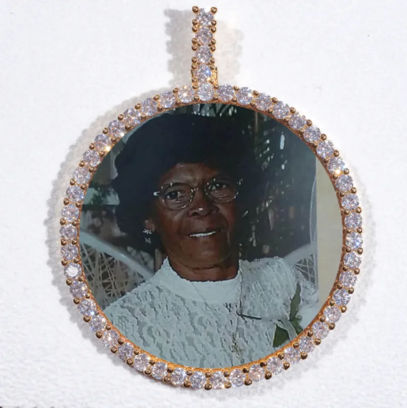 LARGE 3D CIRCLE CUSTOM PICTURE PENDANT sold by The GUU Shop