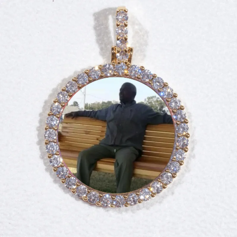 3D CIRCLE CUSTOM PICTURE PENDANT SMALL SIZE made by The GUU Shop