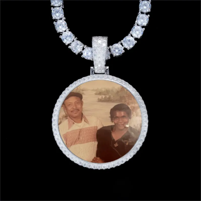 925S & VVS Moissanite 3D Circle Custom Picture Pendant sold by The GUU Shop
