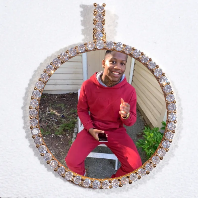 LARGE 3D CIRCLE CUSTOM PICTURE PENDANT made by The GUU Shop