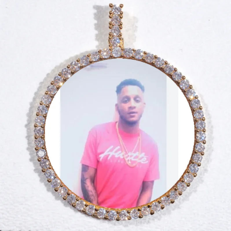 LARGE 3D CIRCLE CUSTOM PICTURE PENDANT made by The GUU Shop