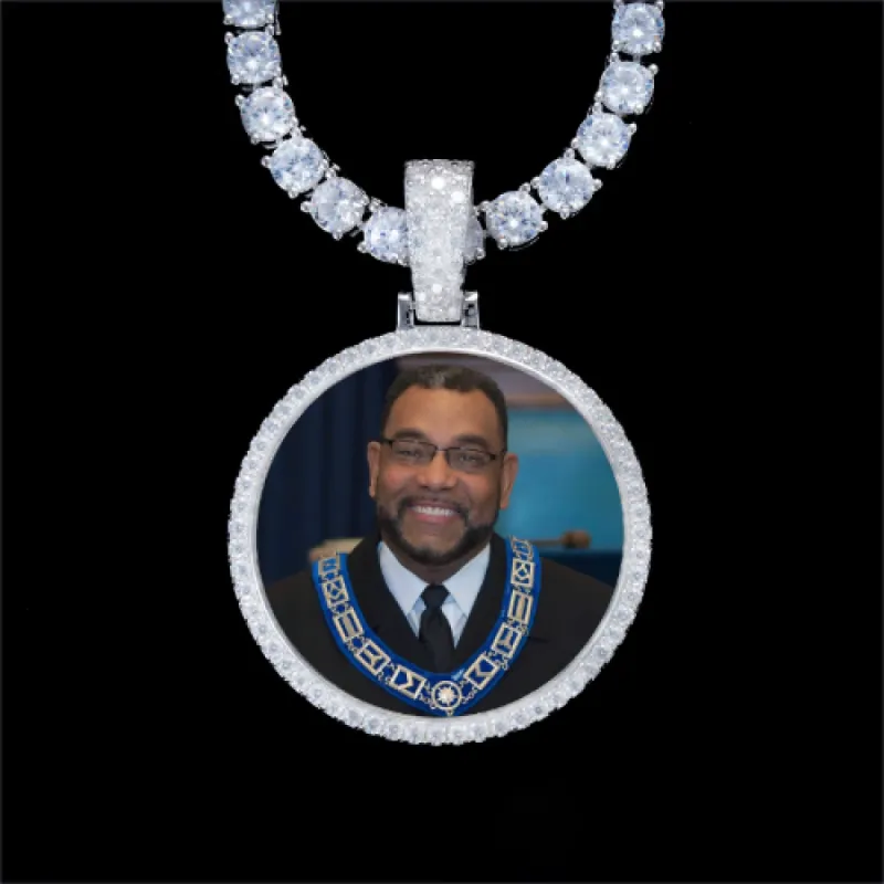 925S & VVS Moissanite 3D Circle Custom Picture Pendant sold by The GUU Shop