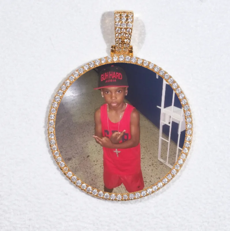 MEDIUM 3D CIRCLE CUSTOM PICTURE PENDANT sold by The GUU Shop