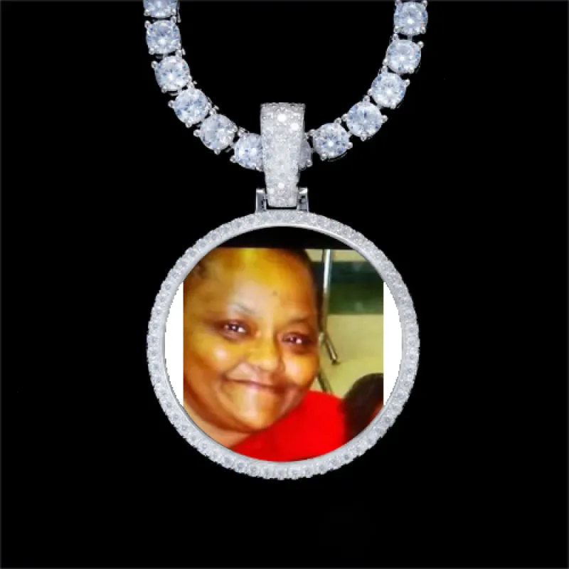 925S & VVS Moissanite 3D Circle Custom Picture Pendant made by The GUU Shop