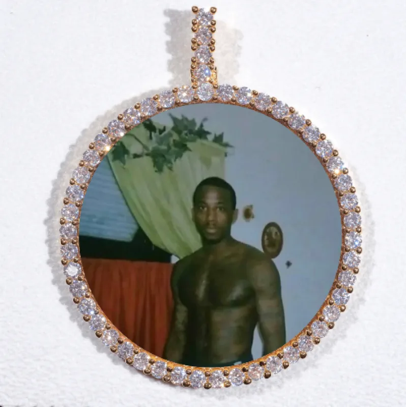 LARGE 3D CIRCLE CUSTOM PICTURE PENDANT sold by The GUU Shop