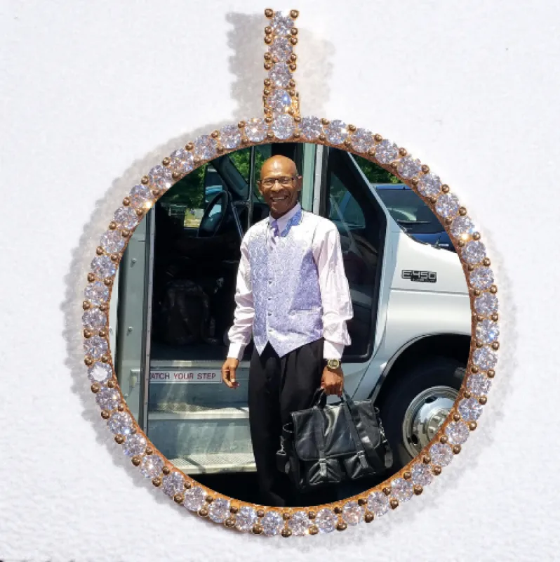 LARGE 3D CIRCLE CUSTOM PICTURE PENDANT sold by The GUU Shop