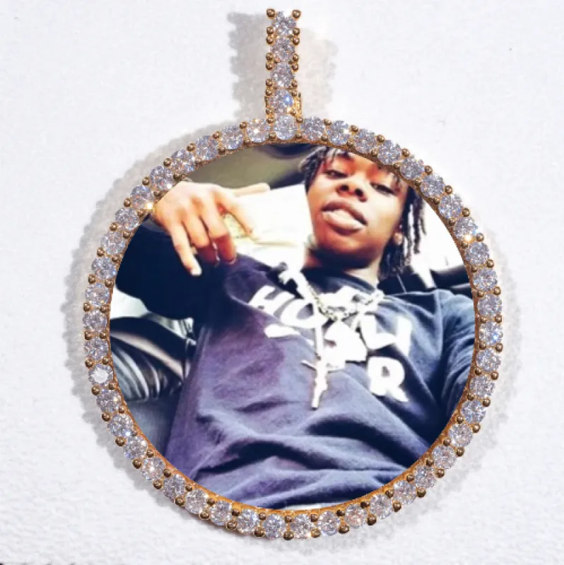 LARGE 3D CIRCLE CUSTOM PICTURE PENDANT made by The GUU Shop