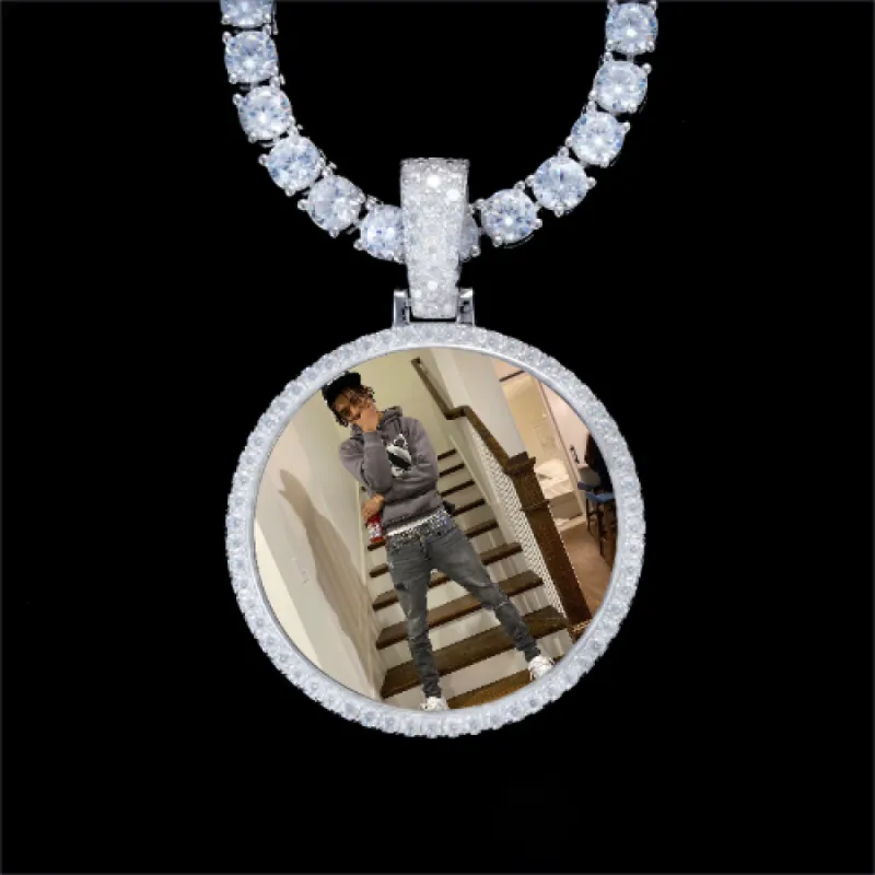 925S & VVS Moissanite 3D Circle Custom Picture Pendant made by The GUU Shop
