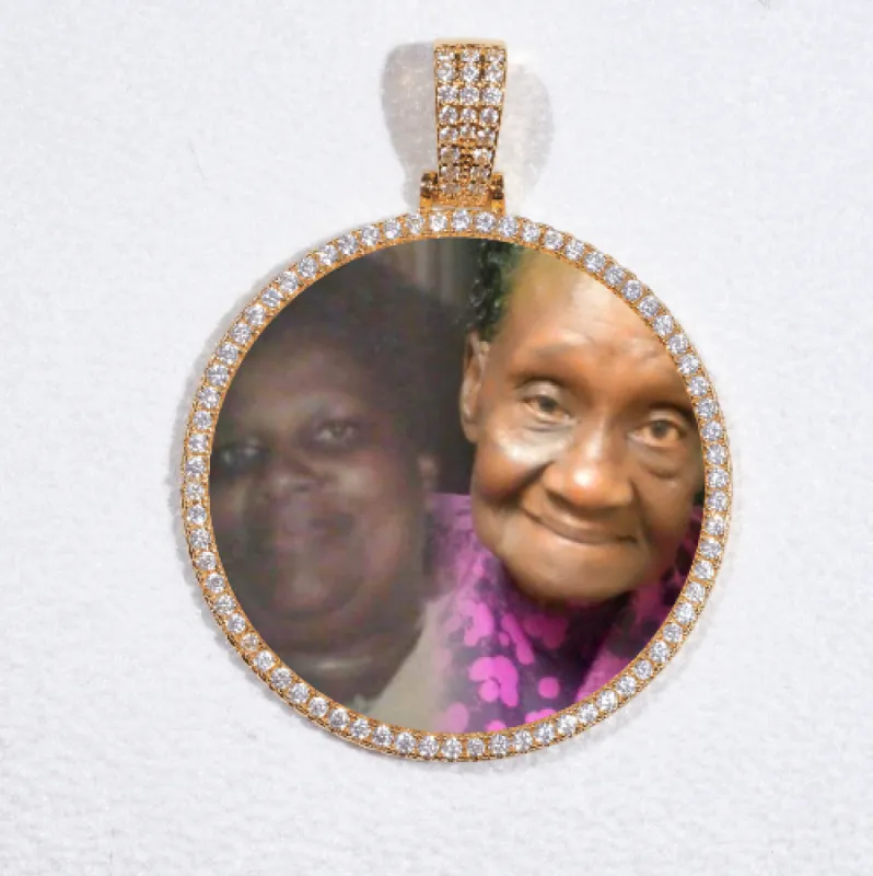 MEDIUM 3D CIRCLE CUSTOM PICTURE PENDANT sold by The GUU Shop