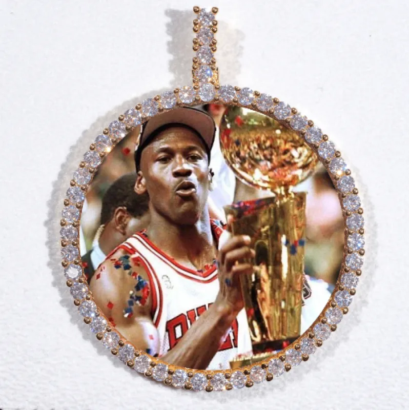 LARGE 3D CIRCLE CUSTOM PICTURE PENDANT made by The GUU Shop