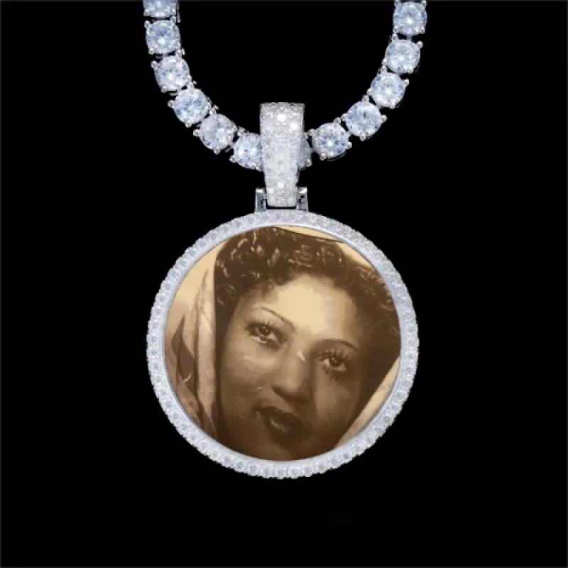 925S & VVS Moissanite 3D Circle Custom Picture Pendant sold by The GUU Shop