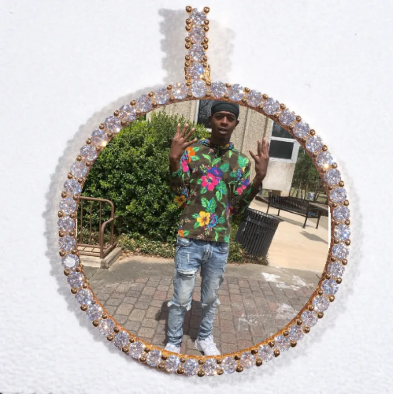 LARGE 3D CIRCLE CUSTOM PICTURE PENDANT made by The GUU Shop